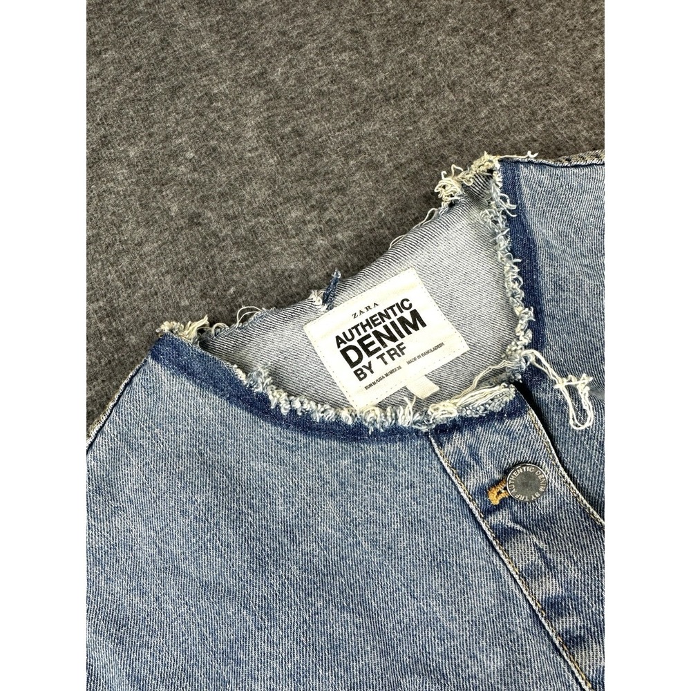 ZARA Jean Jacket Womens Medium Denim Cropped Grunge Collarless Raw Hem - Picture 2 of 10